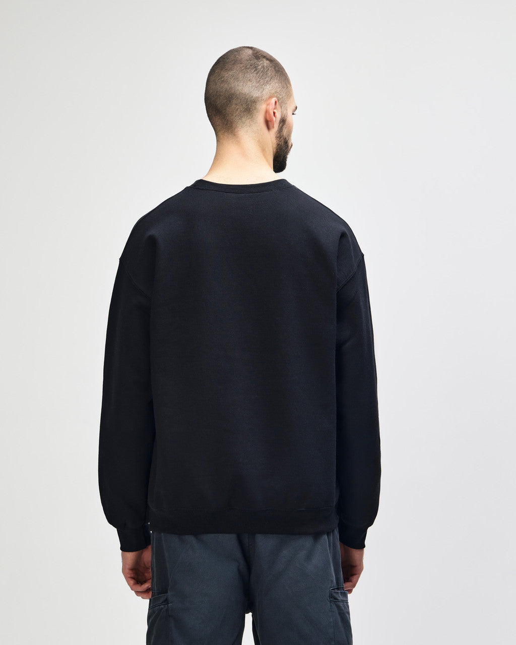 gildan-18000-gildan-heavy-blend-adult-crewneck-sweatshirt - Black back
