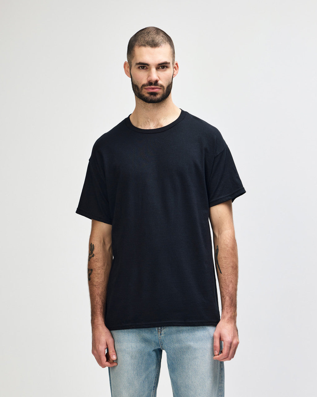 Gildan 5000 Gildan Heavy Cotton Adult T-Shirt - Black front