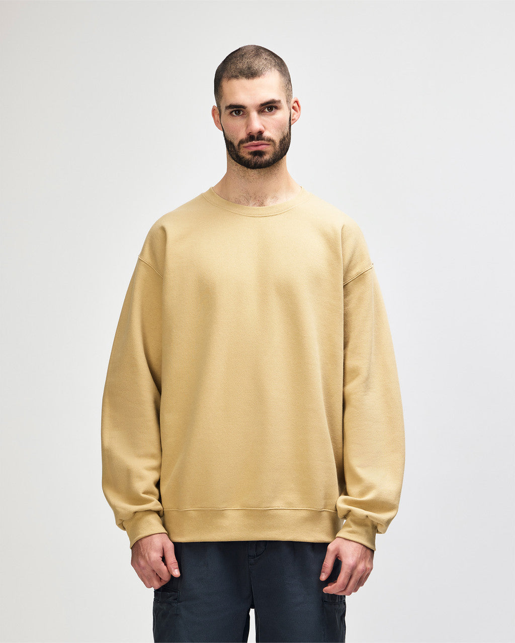Gildan 19000 Maxweight Adult Crewneck Sweatshirt - Tan