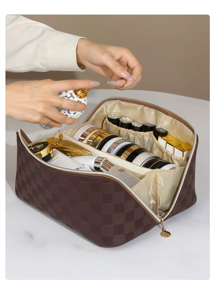 Large Capacity Makeup Bag, Leather Cosmetic Bag for Travel, Multifunctional Travel Makeup Bag, Waterproof Toiletry Bag Women Cosmetic Organizer Storage Bag for Cosmetics Toiletries