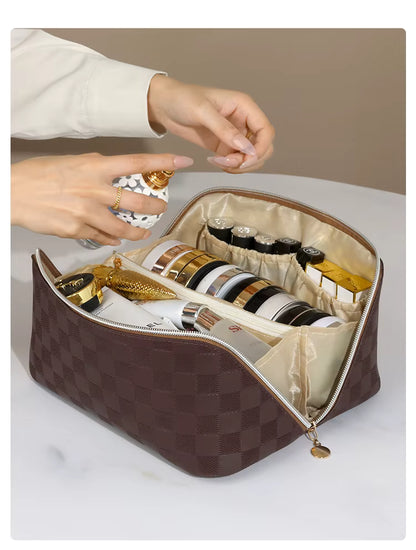 Large Capacity Makeup Bag, Leather Cosmetic Bag for Travel, Multifunctional Travel Makeup Bag, Waterproof Toiletry Bag Women Cosmetic Organizer Storage Bag for Cosmetics Toiletries