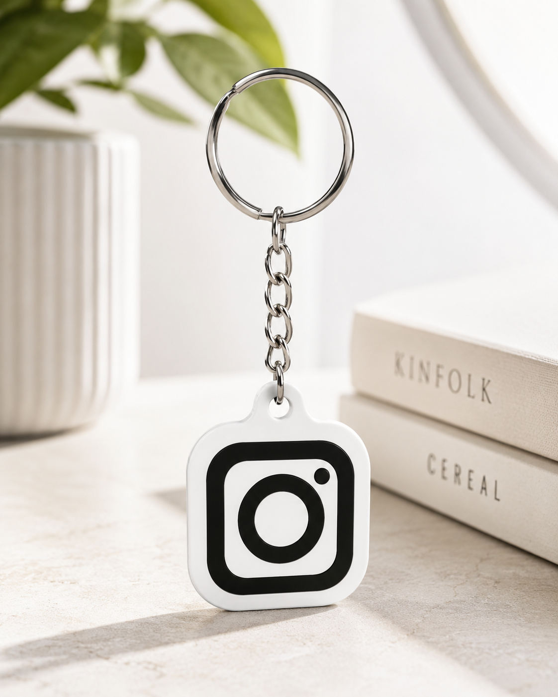 Custom NFC Social Media Keychain Tag – Tap to Share Instagram, Website, Contact & More